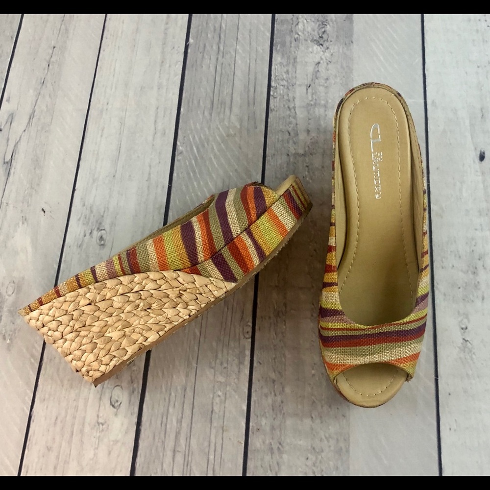 CL by Laundry Wedge Sandals 8